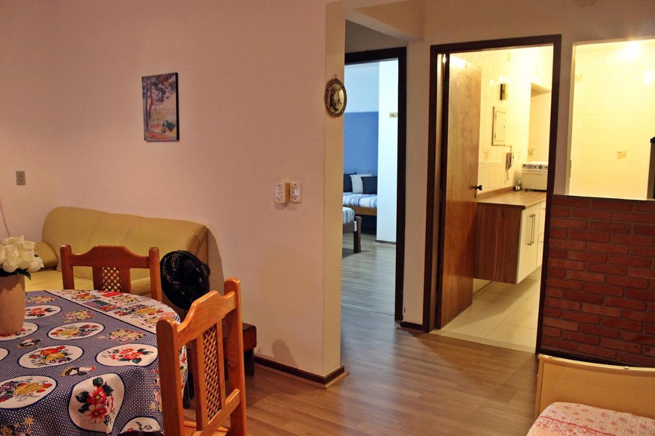 Apartamento Familiar - Praia Da Enseada Гуаружа Екстериор снимка