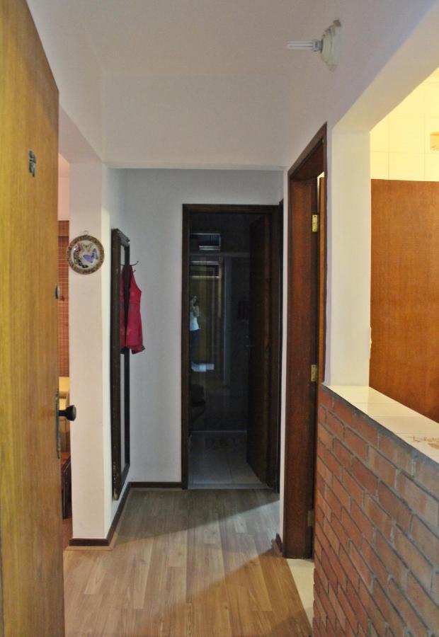 Apartamento Familiar - Praia Da Enseada Гуаружа Екстериор снимка